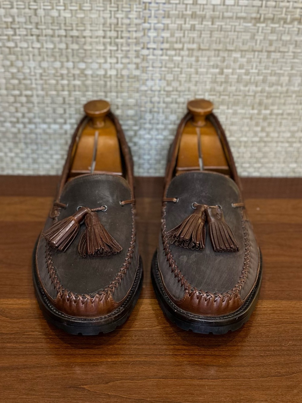 🌟HP🌟VTG 1990s Cole Haan Country Two-Tone Brown Nubuck/Leather Tassel Lug Loafers